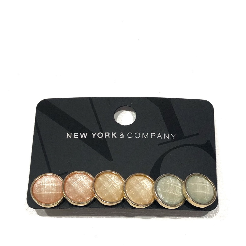 New York & Company earrings set